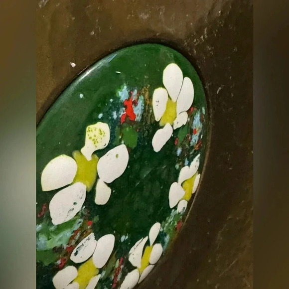 Vintage Brass MCM Decorative Plate Wall Hanging Dish Handpainted Ceramic - Picture 6 of 8